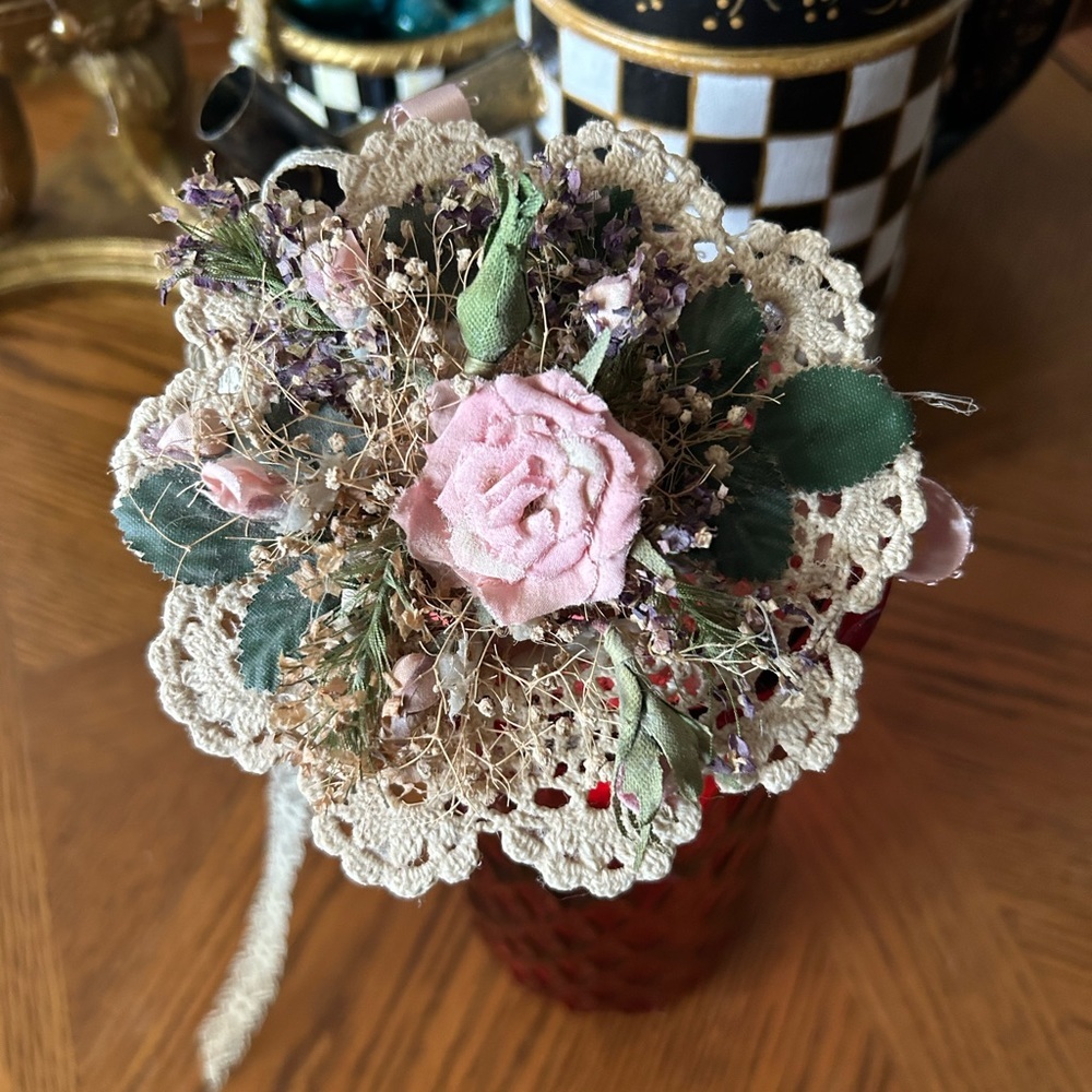 Vintage Lace & Dried Flower Nosegay